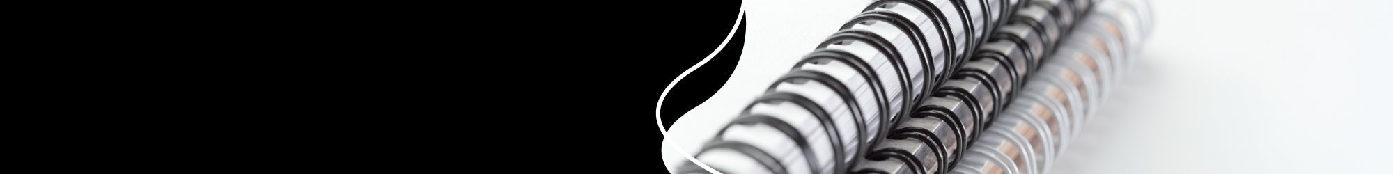 perso who cut some paper to create do some papercrafting