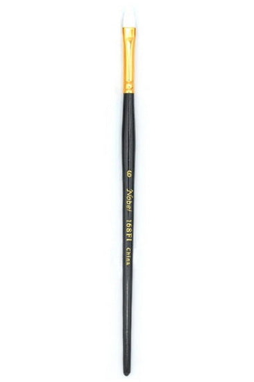 Oval paintbrush with a short handle - #6