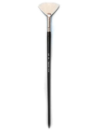 Fan paintbrush with white bristles - #10