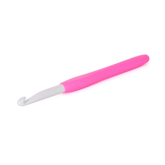 Crochet hook - 8mm - rubber handle