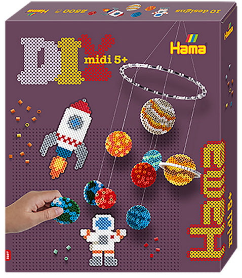 Hama Space Box. Approx. 2,500 beads, 2 pegboards, accessories