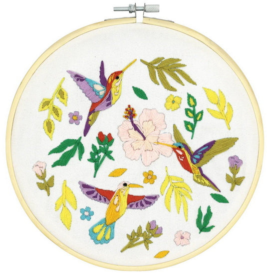 Ens. broderie oiseaux en liberté