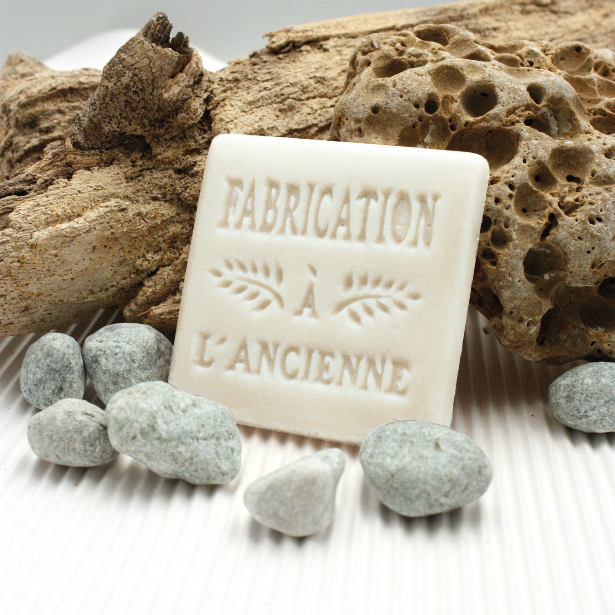 8 Moules Thermoformés Pour Savon, Chocolat, Résine - Formes Fantaisie - Idéal Pour DIY, Créations Maison, Cadeaux